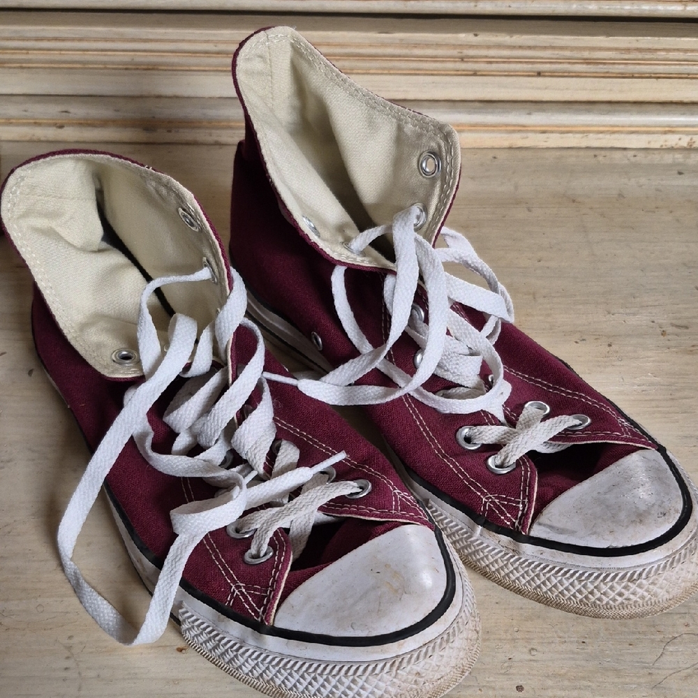 Burgundy High-Top Sneakers with White Laces
